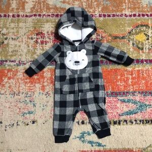 🧜🏼‍♀️3 for $15 item!🧜🏼‍♀️ carters coverall